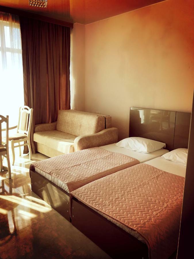 Giorgi Kvariati Hotel Екстериор снимка