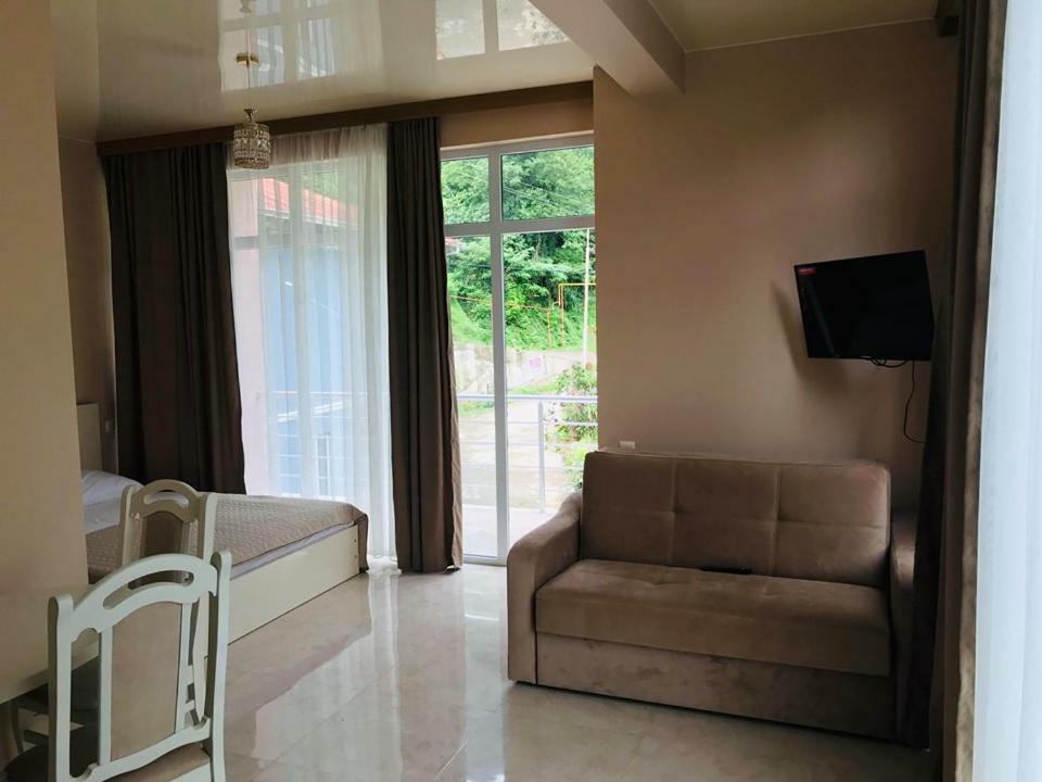 Giorgi Kvariati Hotel Екстериор снимка